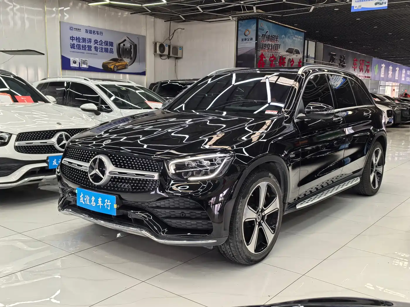 MERCEDES-BENZ GLC