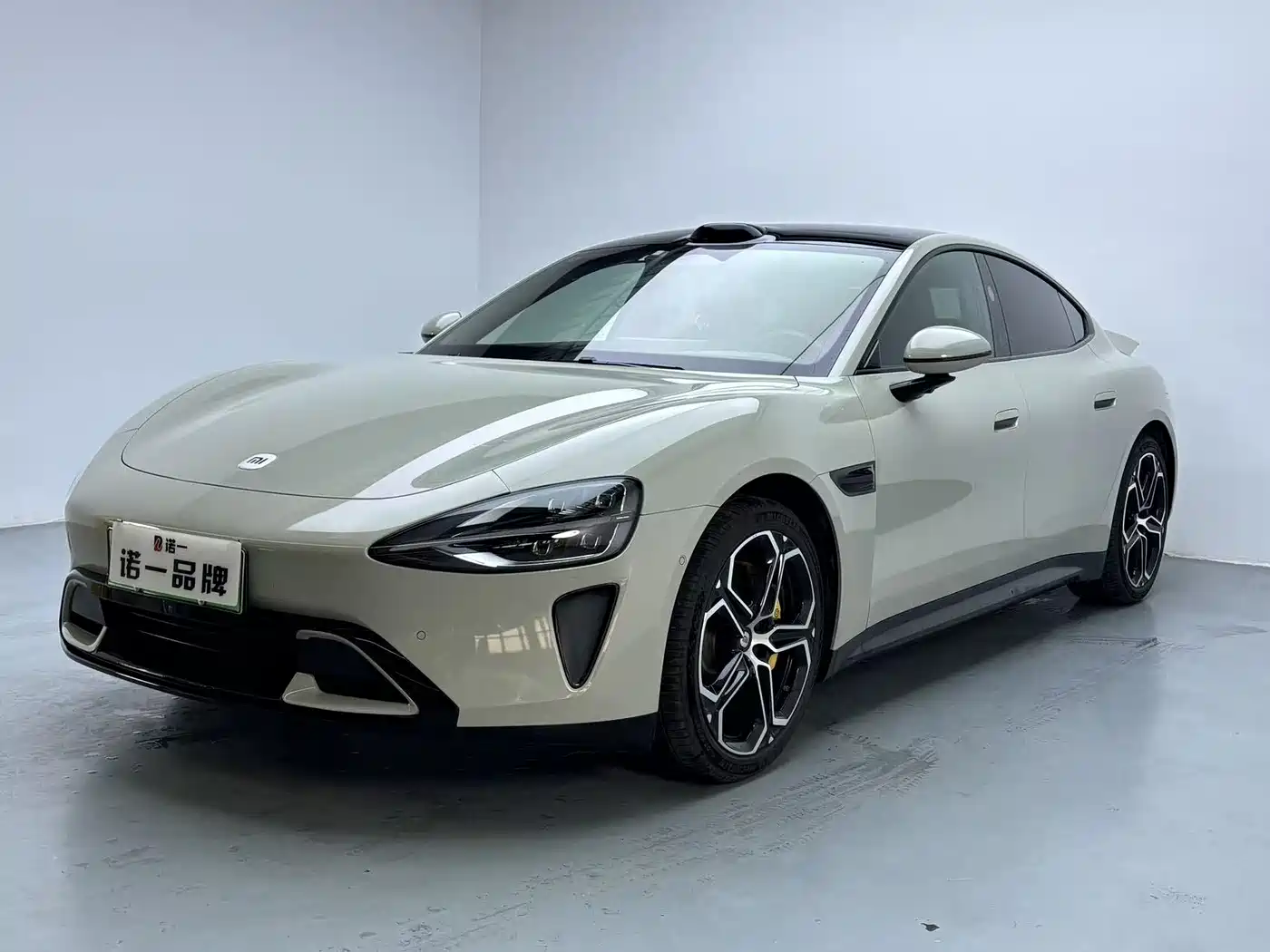 XIAOMI CAR XIAOMI SU7