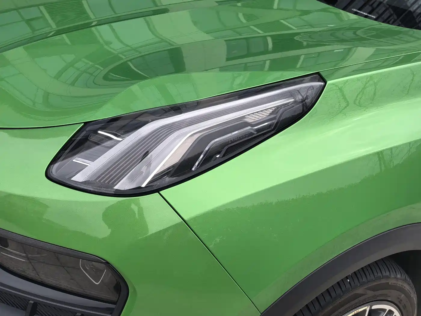 Lynk & Co 05 2022 Model 05+ 2.0TD Automatic Performance Package фото 5