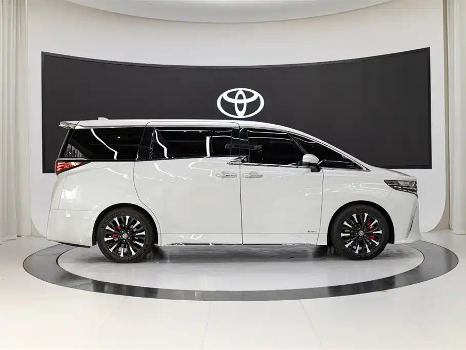 Toyota Alphard 2024 Hybrid 2.5L Ultimate Enjoyment Edition фото 7