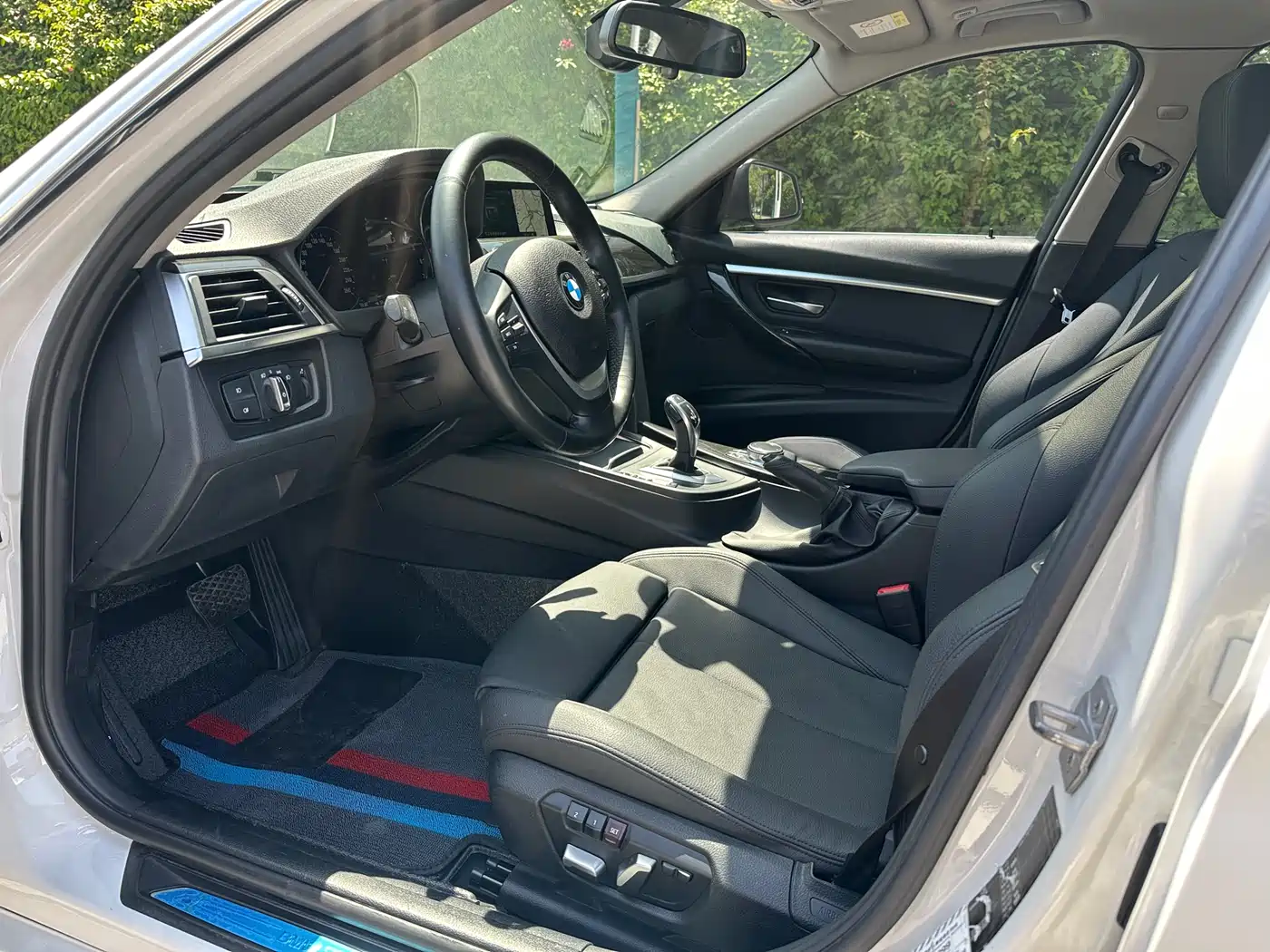 BMW 3 Series 2018 320Li Leading Luxury Package фото 7