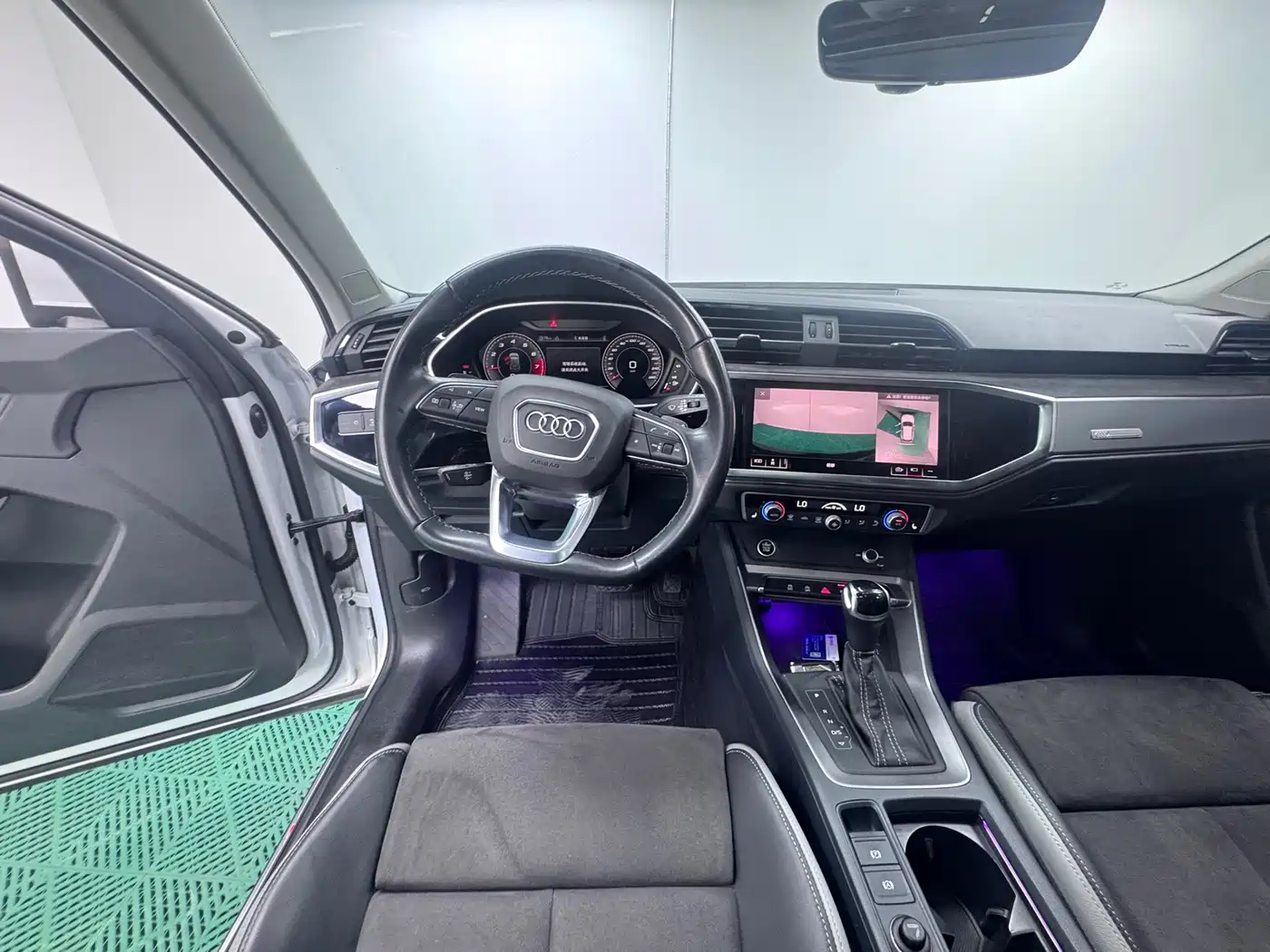 Audi Q3 2022 35 TFSI Fashion Dynamic фото 9
