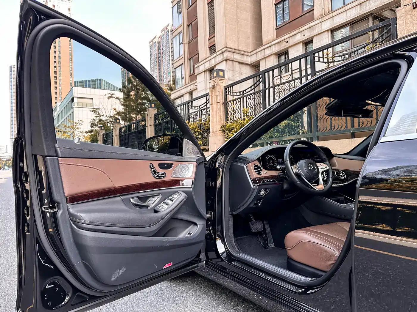 Mercedes-Benz S-Class 2020 S 350 L Business Edition Collector's Version фото 11