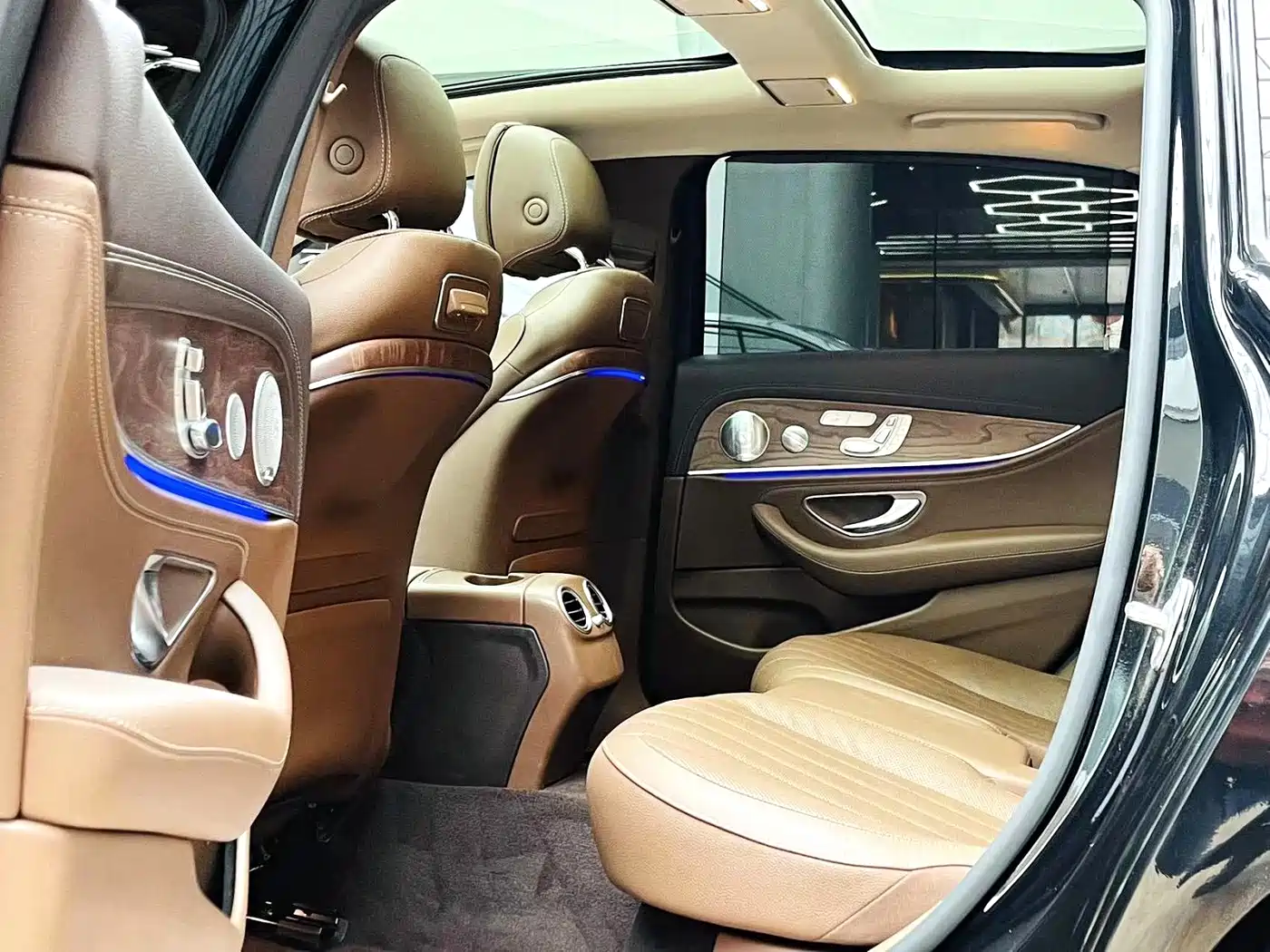 Mercedes-Benz E-Class 2020 Facelift E 300 L Exclusive фото 6