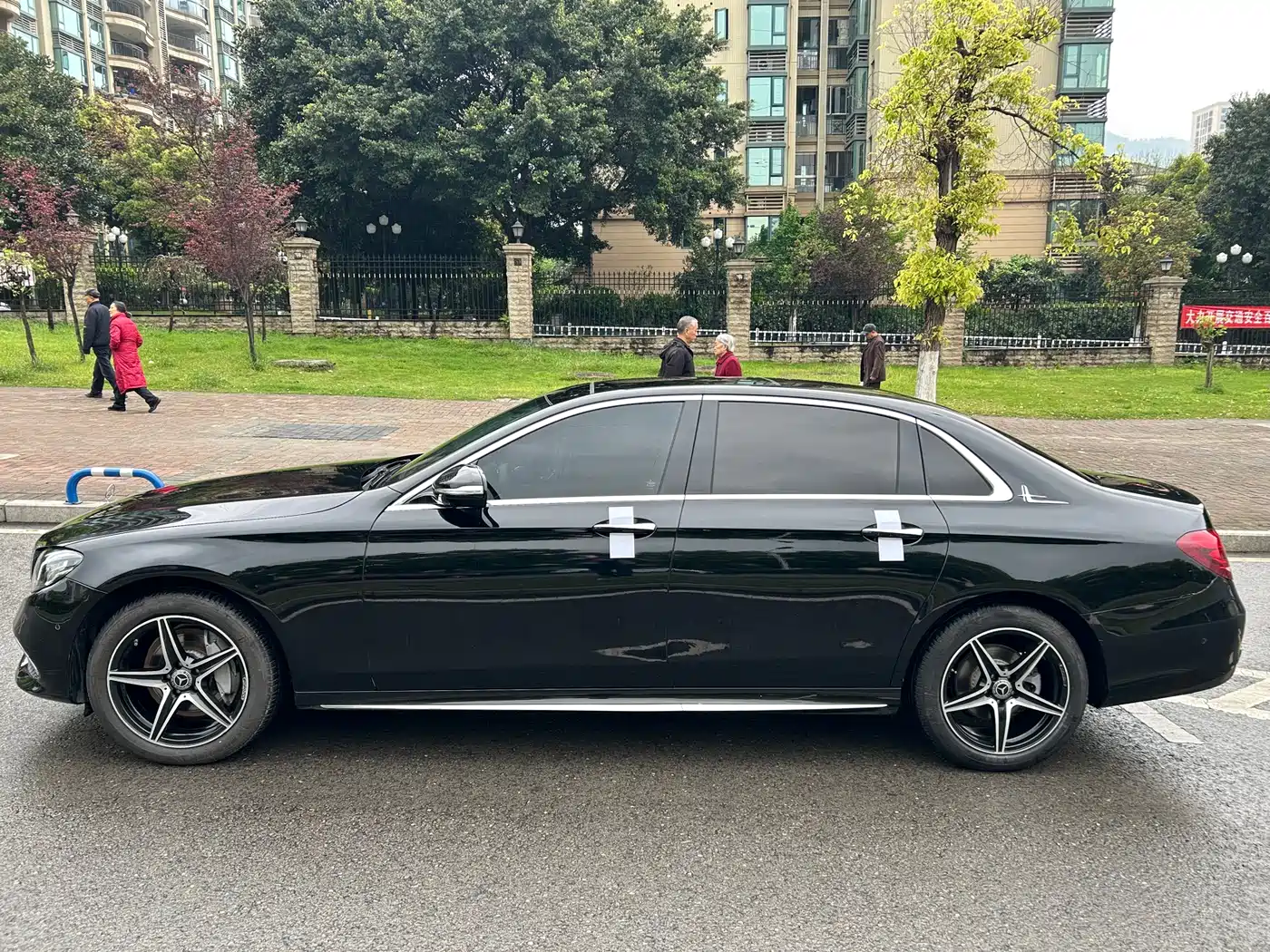 Mercedes-Benz E-Class 2020 Facelift E 300 L Sport Fashion фото 4
