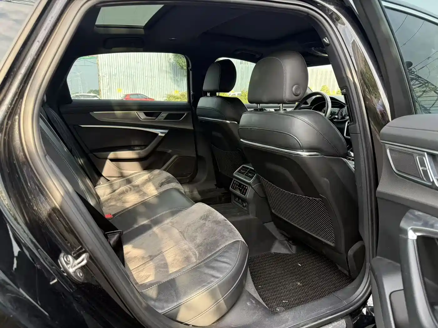 Audi A6L 2023 45 TFSI Premium Selection Dynamic фото 5