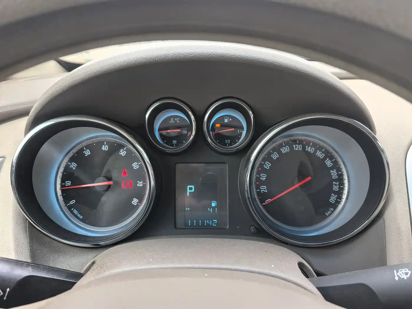 Buick Excelle 2013 GT 1.6L Automatic Fashion Edition фото 4