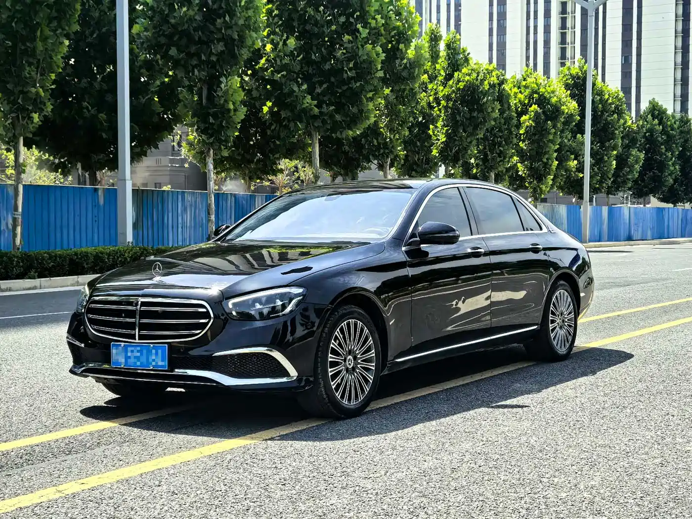 Mercedes-Benz E-Class 2022 E 300 L Luxury