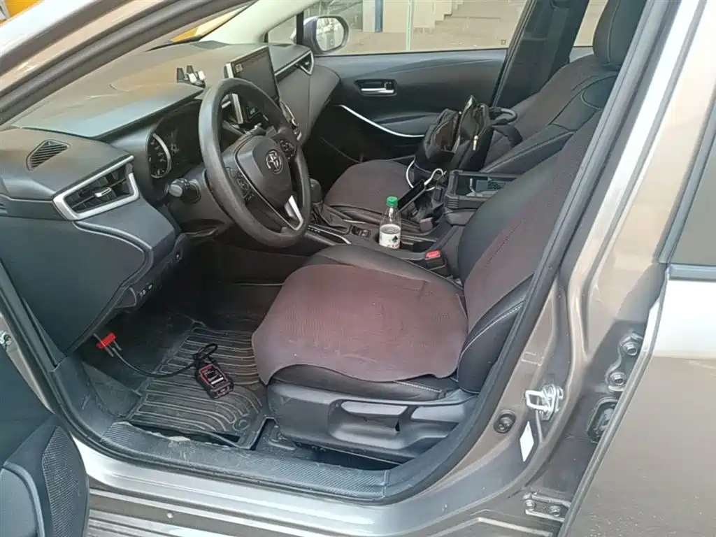 Toyota Corolla 2021 Hybrid 1.8L E-CVT Elite Edition фото 15