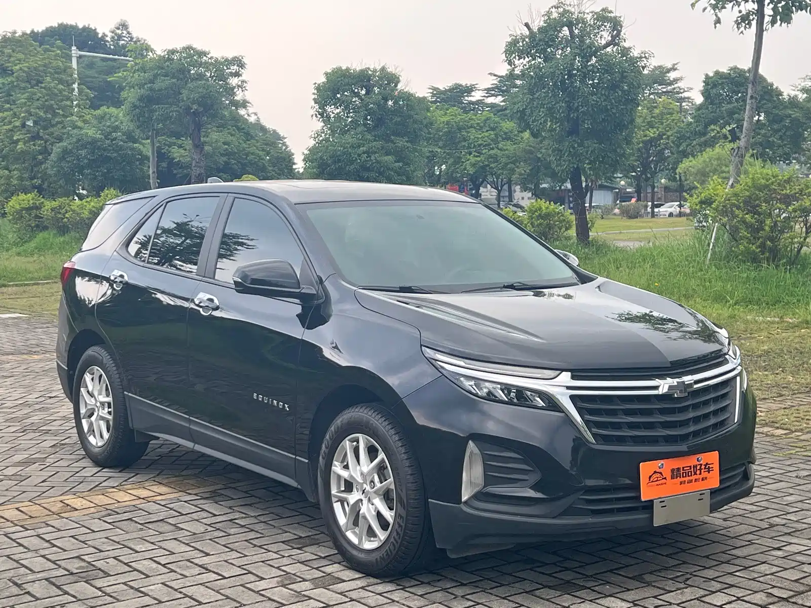 Фото 3 - Chevrolet Equinox