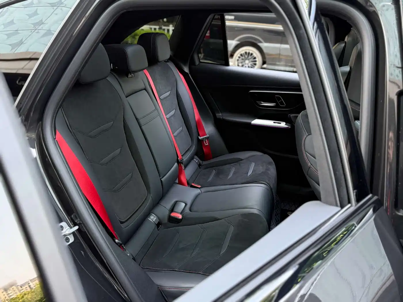 Mercedes-Benz GLC AMG 2024 AMG GLC 43 4MATIC фото 14