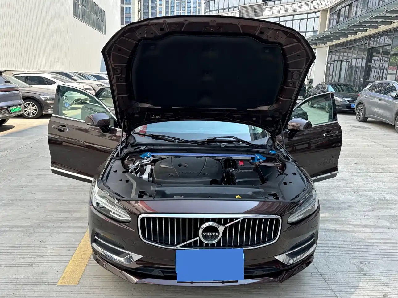 Фото 7 - Volvo S90