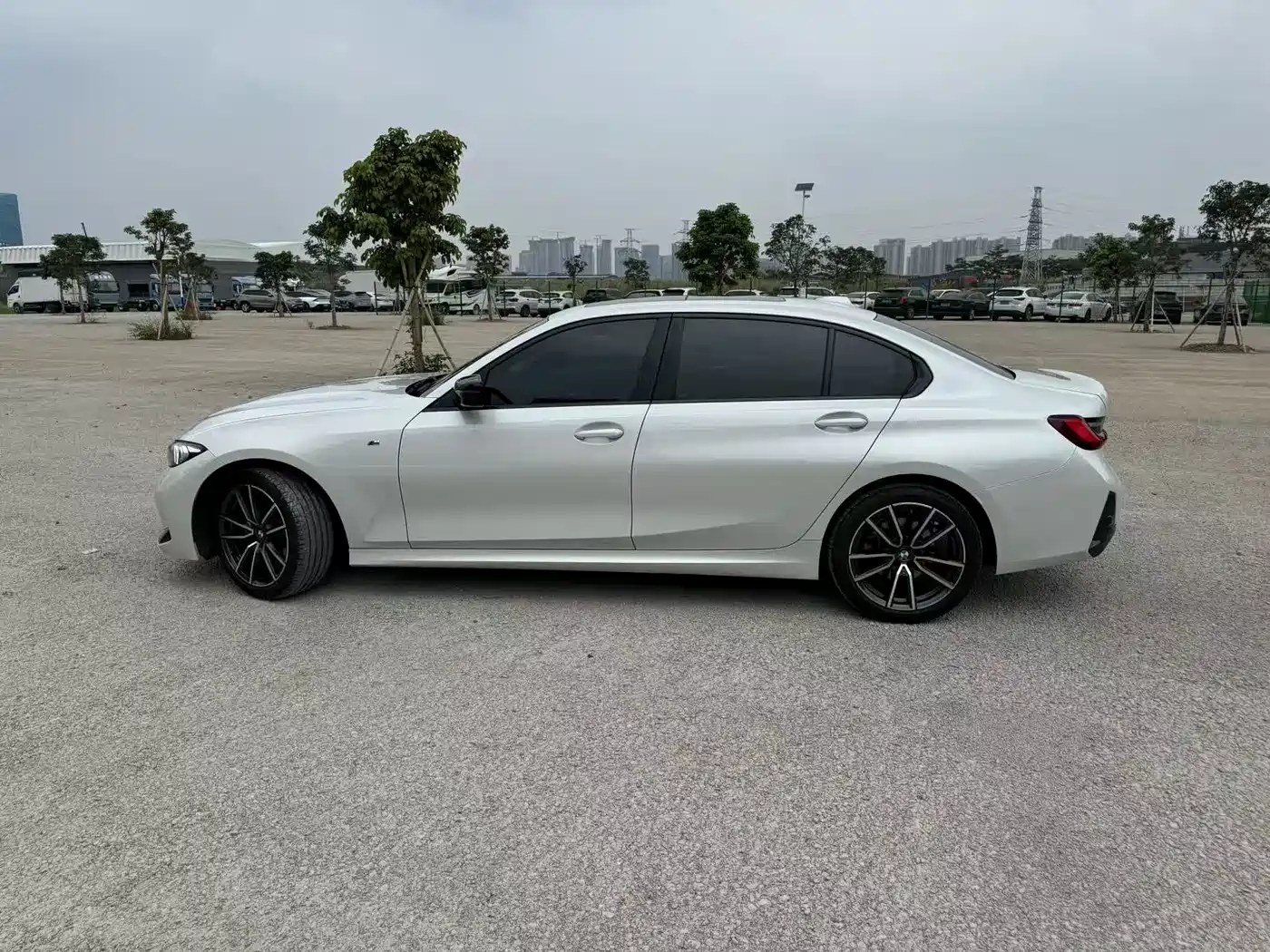 BMW 3 Series 2023 320Li M Sport Package фото 8