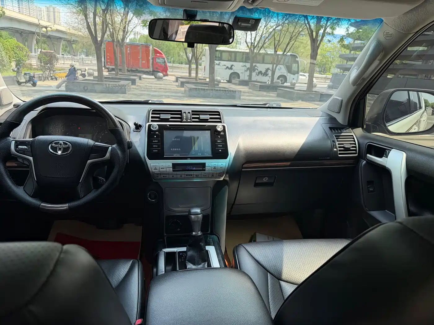 Toyota Prado 2018 3.5L Auto TX фото 13