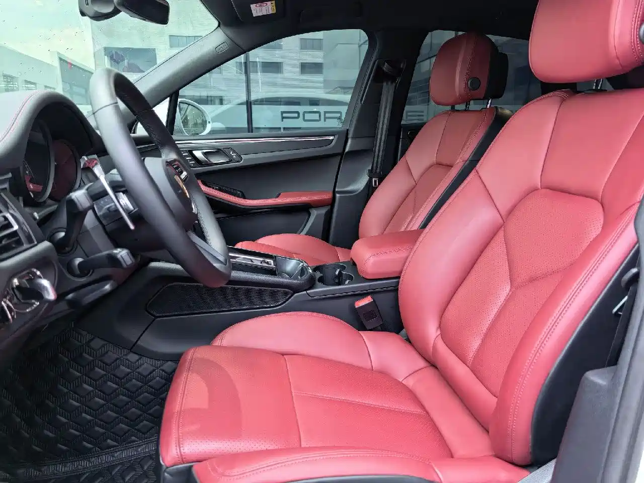 Porsche Macan 2024 Macan 2.0T фото 21