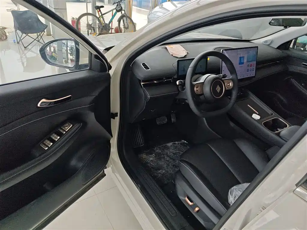 Baojun Yunhai 2026 2024 140km Plug-in Hybrid