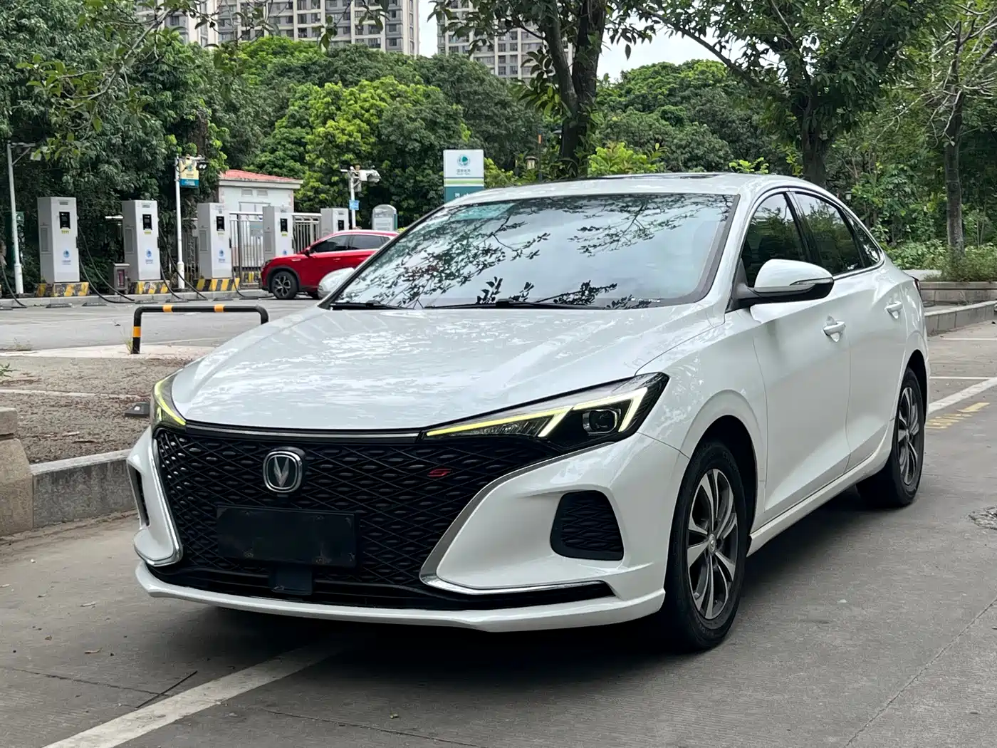 Photo 1 - Changan Eado