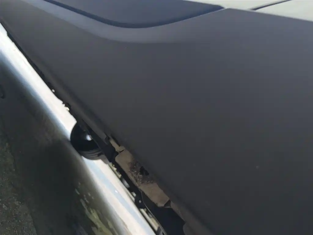 Peugeot 2008 2015 1.6L Automatic Cool Edition фото 22