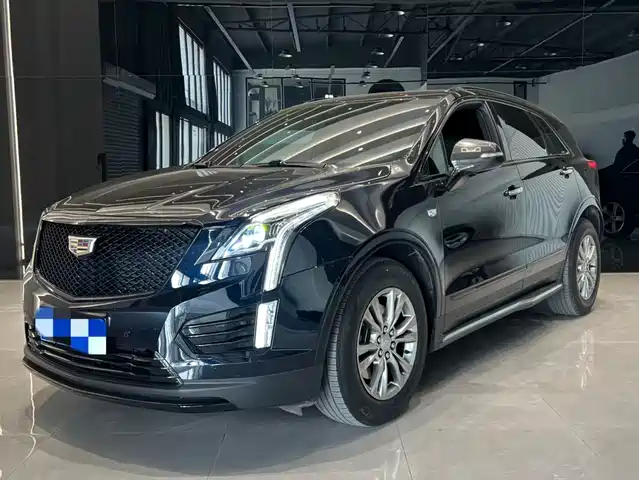 CADILLAC XT5