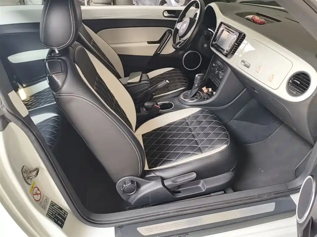 Volkswagen Beetle 2015 180TSI фото 25