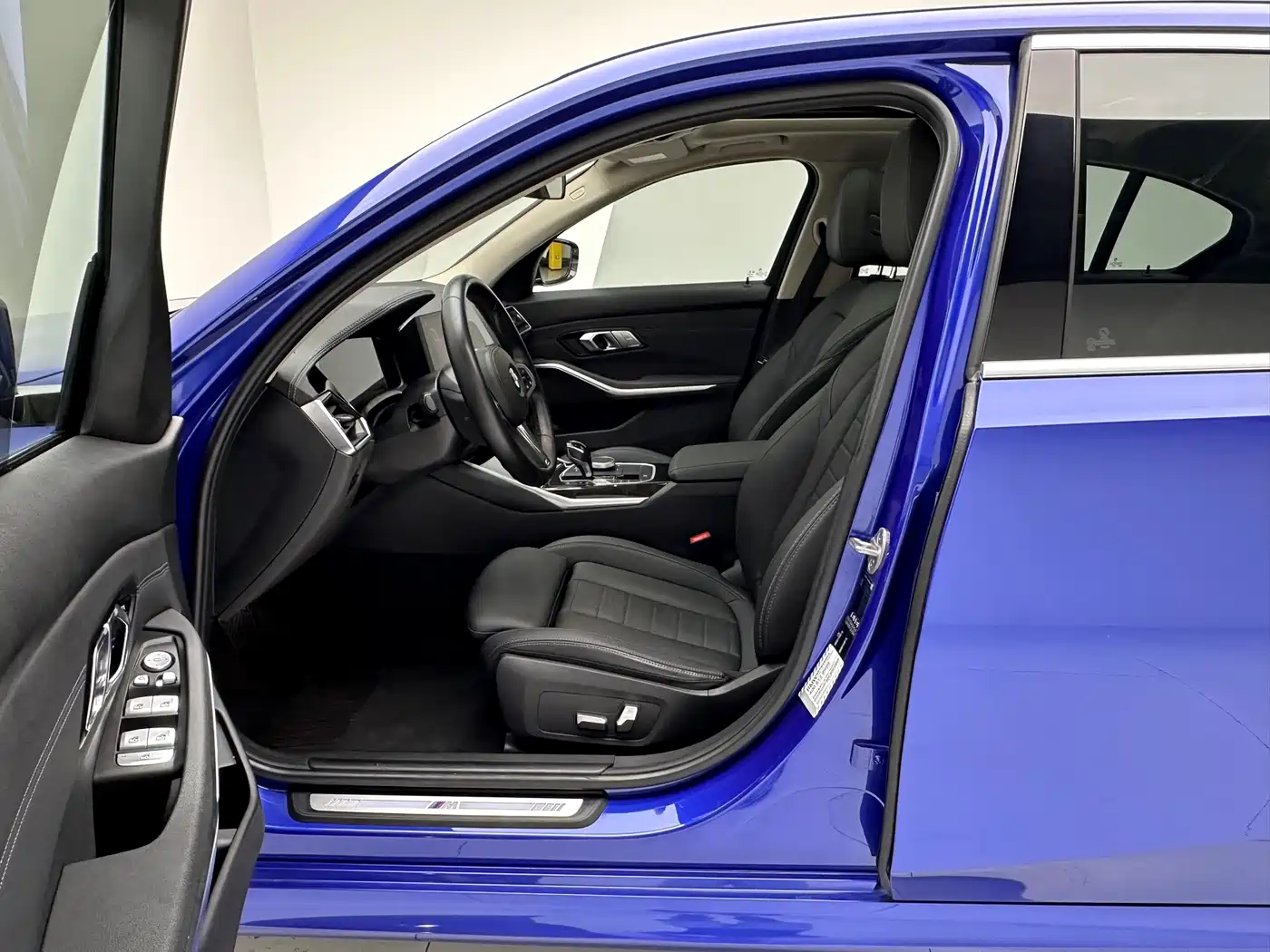 BMW 3 Series 2021 325Li M Sport Package фото 7