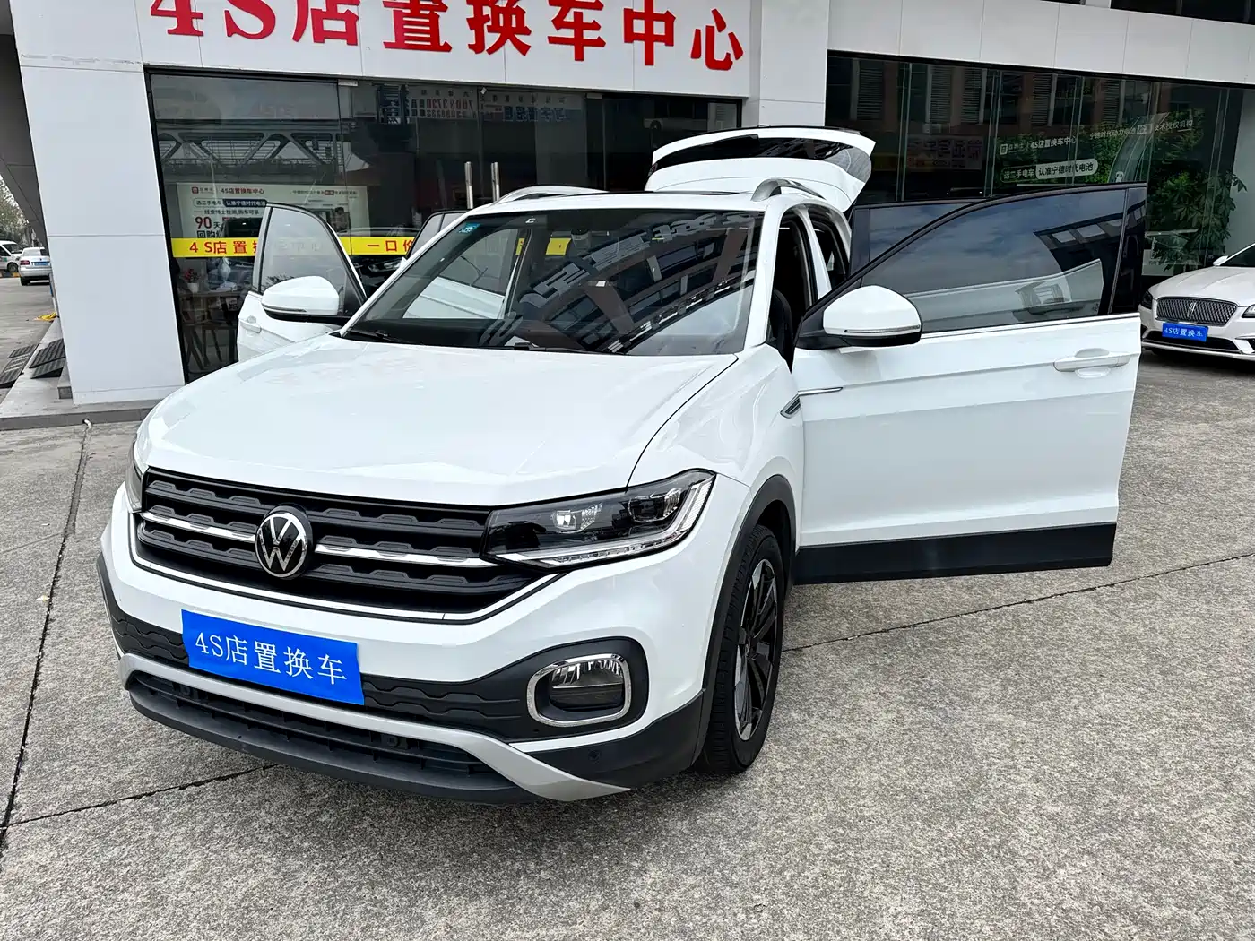 VOLKSWAGEN EXPLORING THE SHADOW