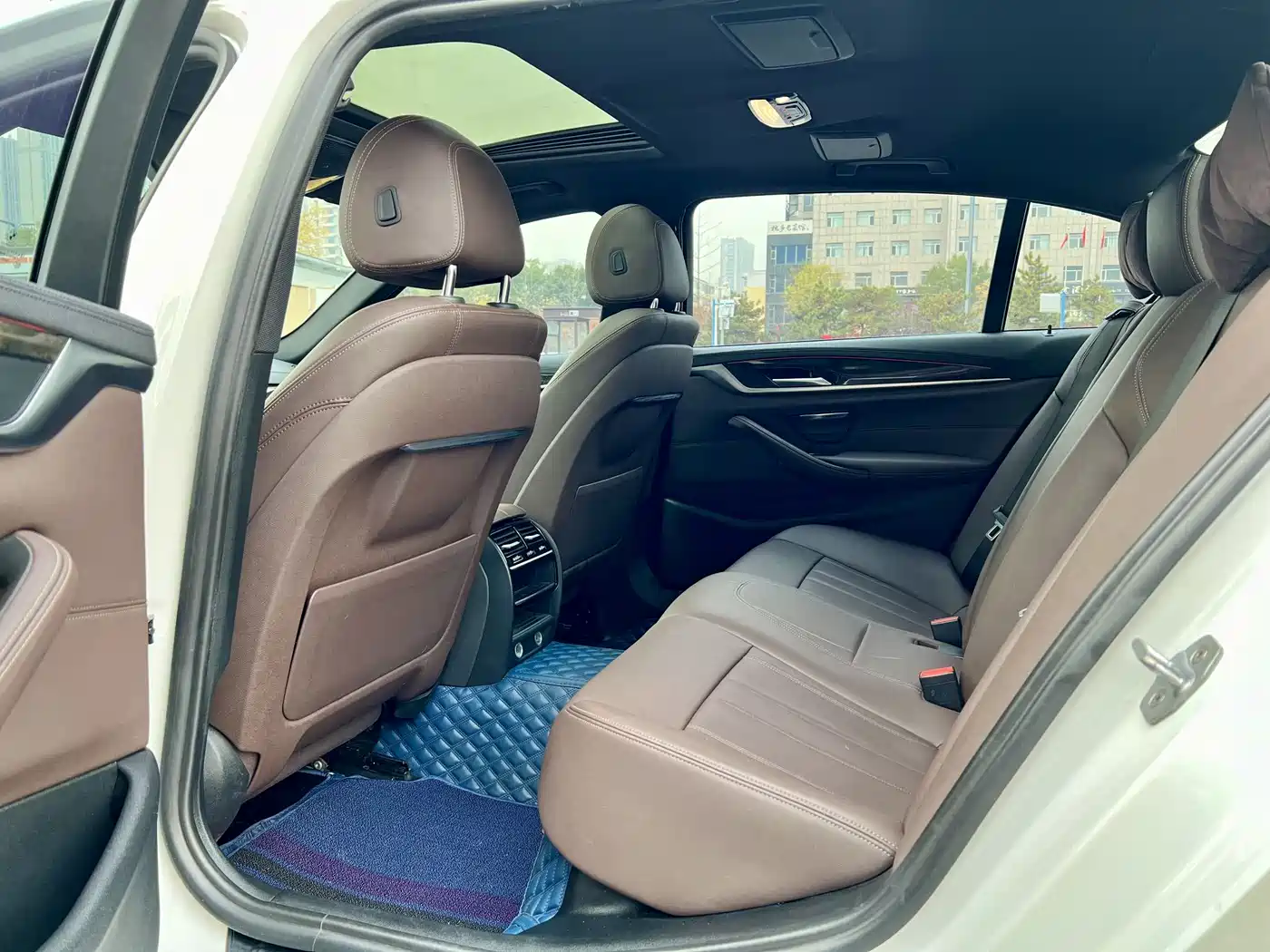 BMW 5 Series 2019 525Li M Sport Package фото 6