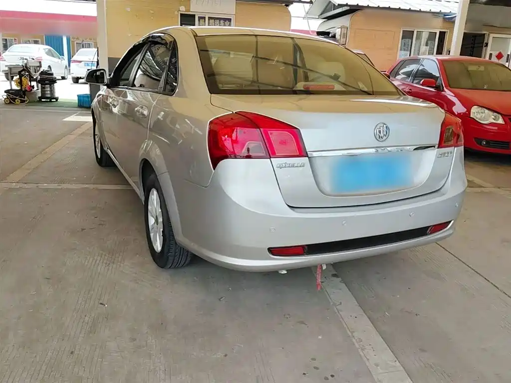 Buick Excelle 2013 1.5L Automatic Classic фото 5