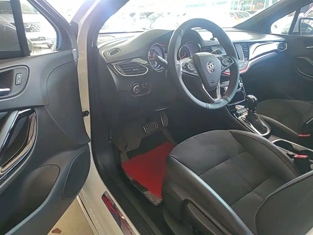 Buick Verano 2019 Hatchback GS 20T DCT Leading фото 16