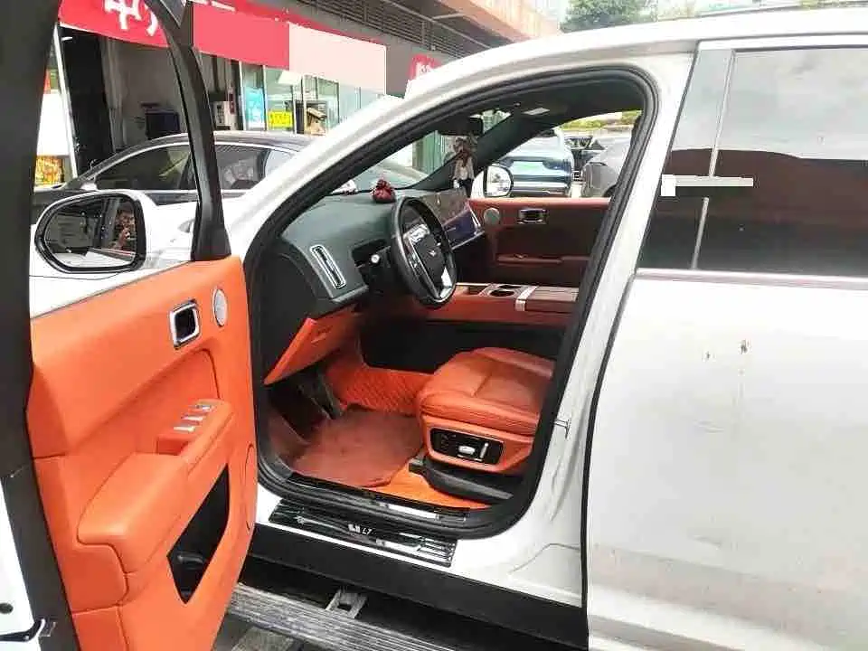 Photo 3 - Li Auto L7