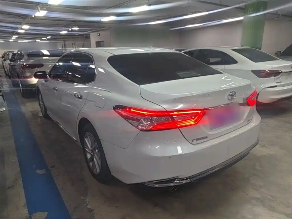 Toyota Camry 2023 2.0G Luxury Edition фото 5