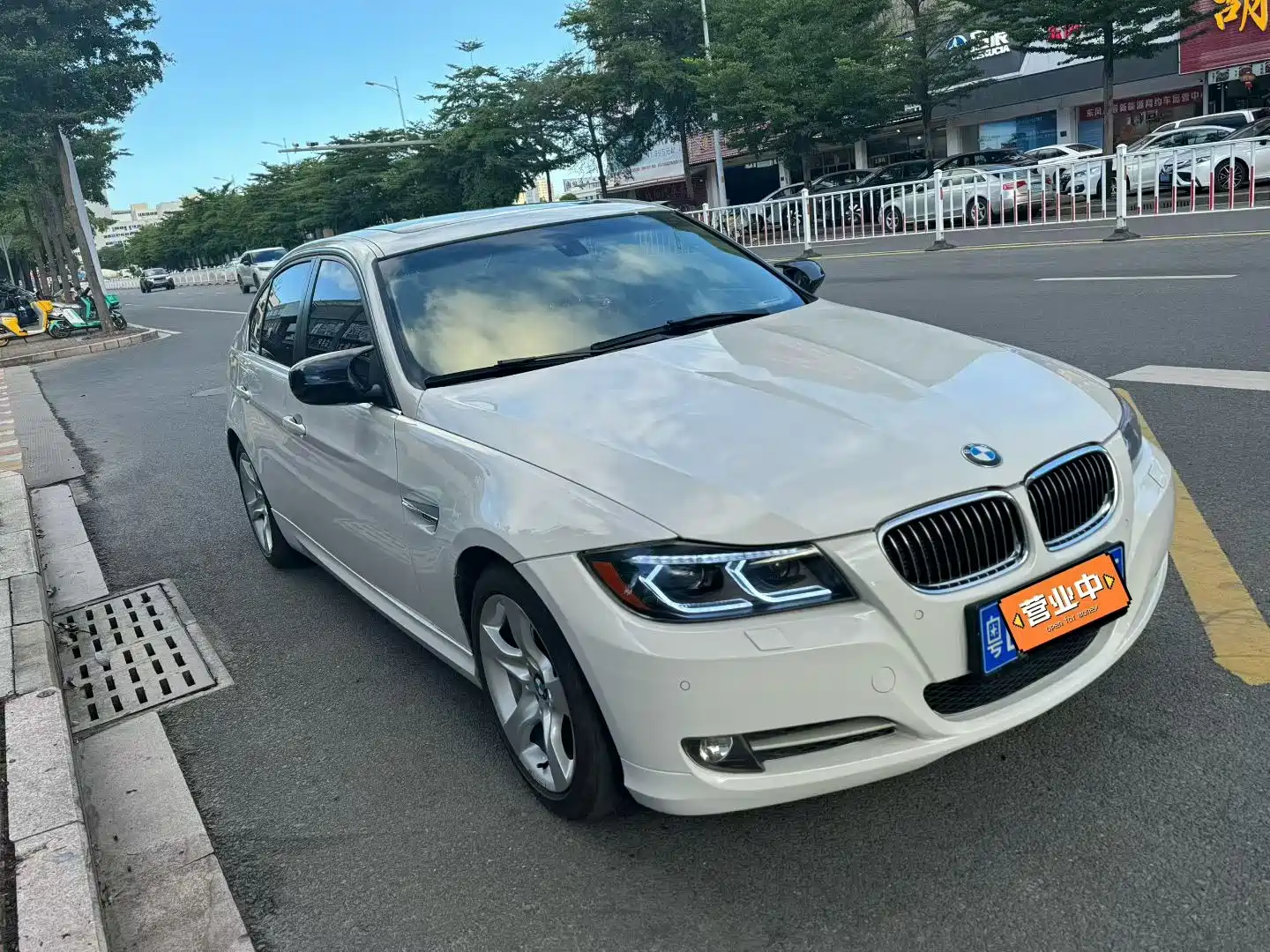 Фото 2 - BMW 3 Series