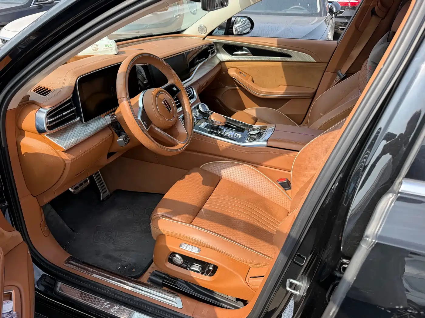 Hongqi H9 2020 2.0T Smart Connection Qi Chang Edition фото 4