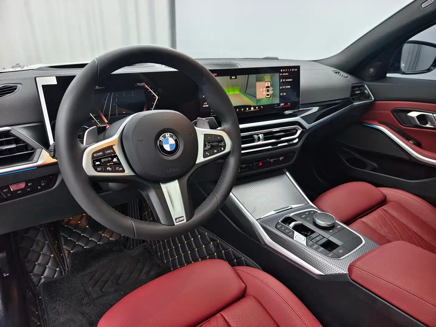 BMW 3 Series 2024 330Li M Sport Shadowline Package фото 10