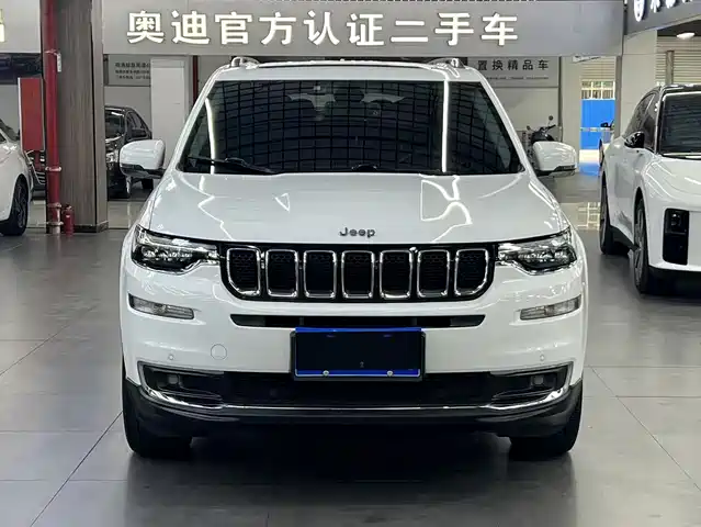 JEEP GRAND COMMANDER