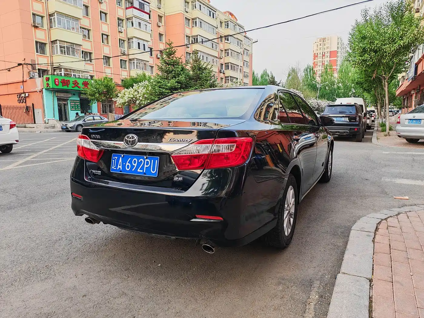 Toyota Camry 2012 2.5G Luxury Edition фото 6