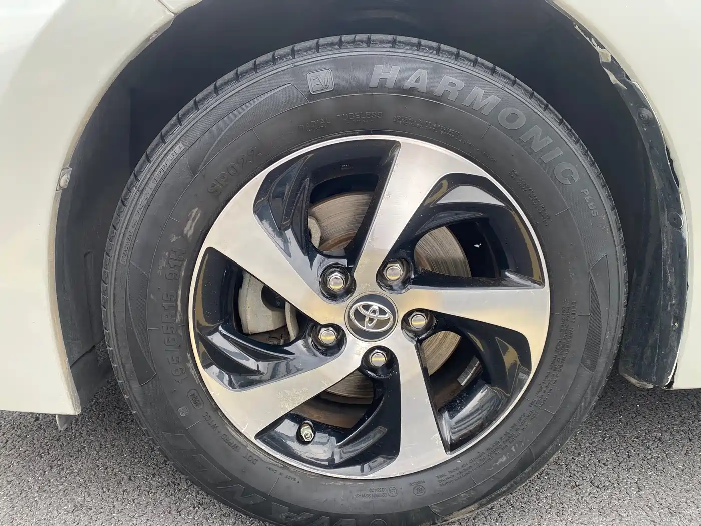 Toyota Levin 2017 Facelift Hybrid 1.8H GS E-CVT Elite Sunroof Edition China V фото 8