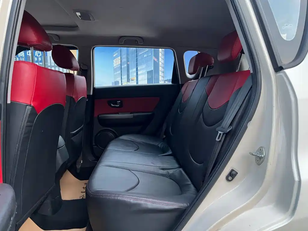 Kia Soul 2013 2012 1.6L AT GLS