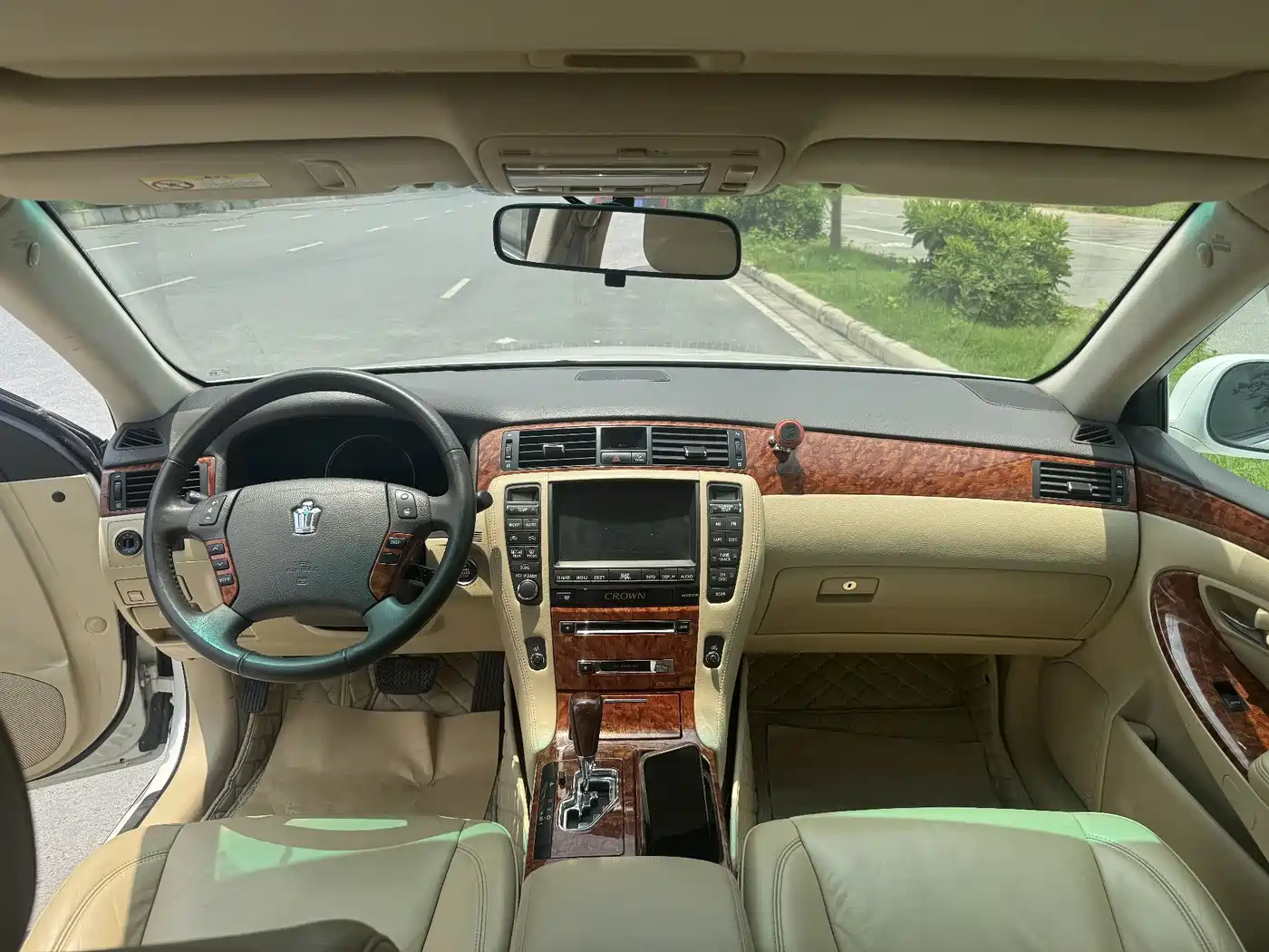 Toyota Crown 2005 Model 3.0L Royal Saloon фото 37