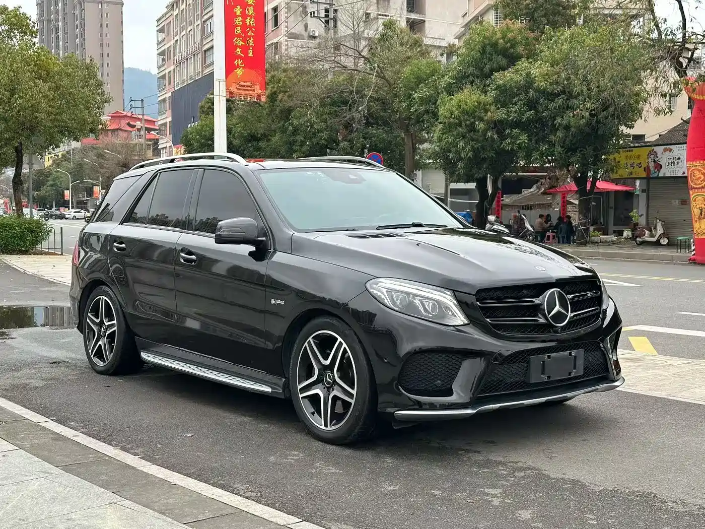 Mercedes-Benz GLE AMG 2017 AMG GLE 43 4MATIC фото 3