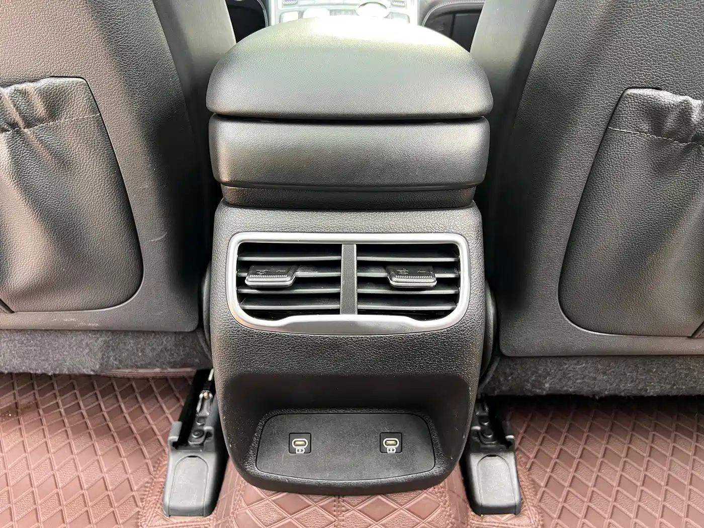 Hyundai Santa Fe 2023 2023 Traveller 380T GDi Auto 2WD GLX Elite Edition