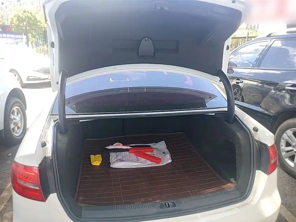 Audi A4L 2013 35 TFSI Automatic Comfort фото 19
