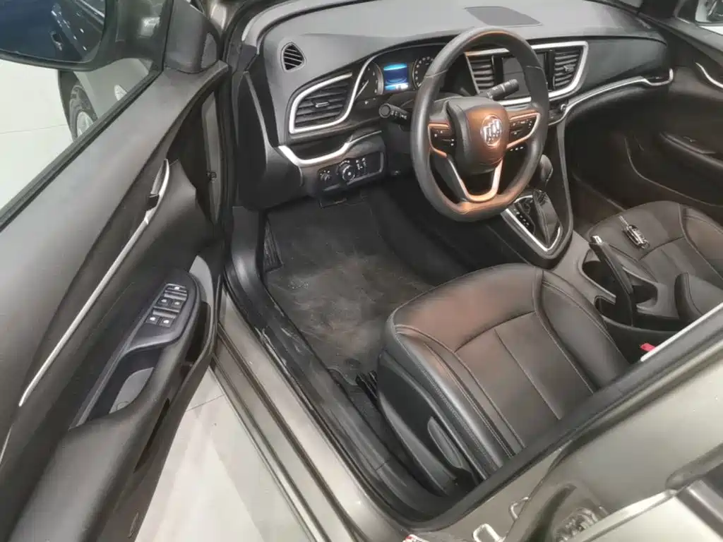 Фото 16 - Buick Excelle