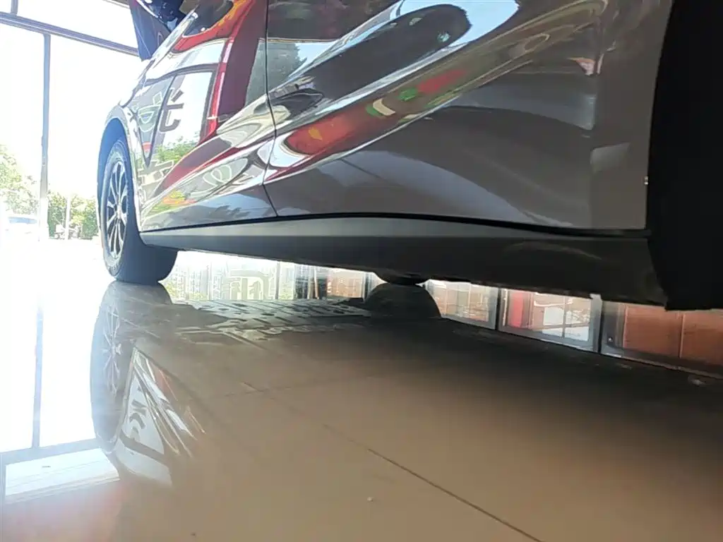 BYD Qin L 2026 DM-i 128KM Progressive фото 22