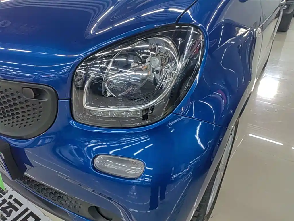 smart forfour 2017 2016 1.0L 52kW Agile Edition