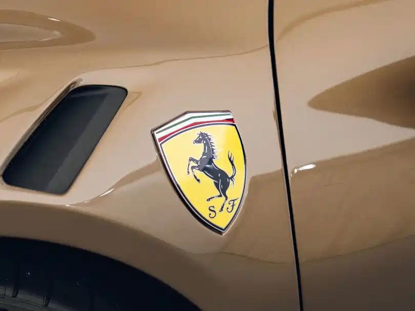 Фото 11 - Ferrari SF90