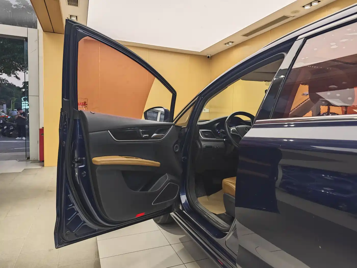 BYD Song MAX 2019 1.5T Auto Smart Connect Dynamic 6-seater China VI фото 7