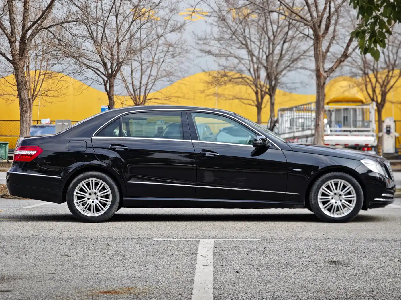 Mercedes-Benz E-Class 2012 E 200 L CGI Elegance фото 6