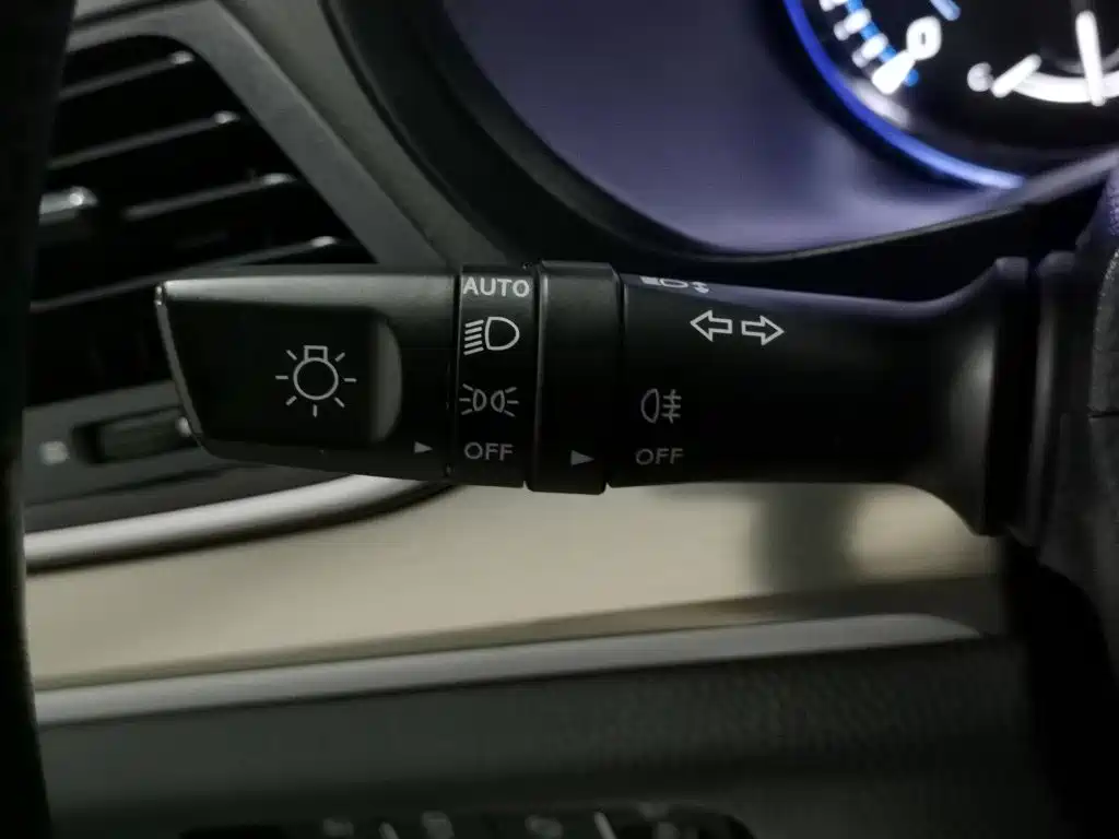 Changan CS95 2017 2017 2.0T FWD Zhitu Edition