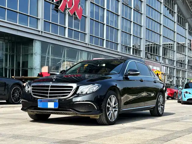Mercedes-Benz E-Class 2020